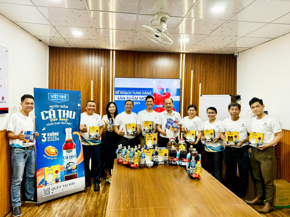 BỨT PHÁ VỚI “SIÊU PHẨM” NƯỚC MẮM CÁ THU HẢO HẠNG CHIẾT XUẤT BÀO NGƯ – ĐỊNH NGHĨA MỚI NƯỚC MẮM TRUYỀN THỐNG CẢI TIẾN ĐẬM ĐÀ & DINH DƯỠNG. 